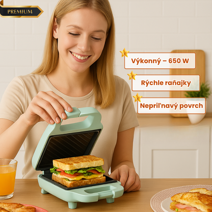 Kompaktný sendvičovač s nepriľnavým povrchom a výkonom 650 W