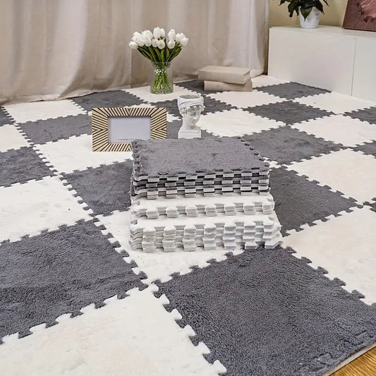 Koberec z plyšových puzzle (Sivá + Biela)